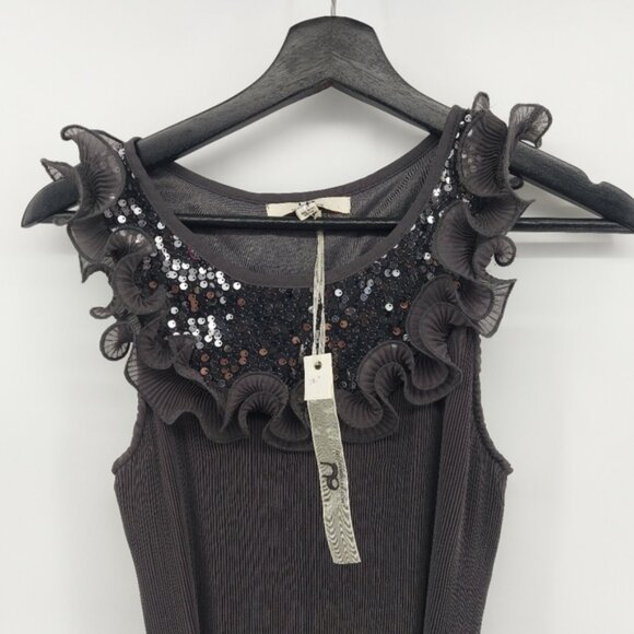 Ya Los Angeles Silk Gary Size Medium pleated Dress with Sequin Detail Wednesday - Picture 3 of 6